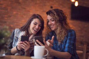 social multe post video norme